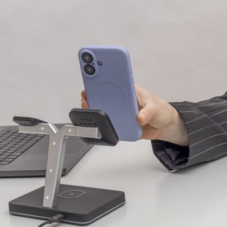 ShieldCase® ShieldCase iPhone 16e Siliconen MagSafe back cover (lila)