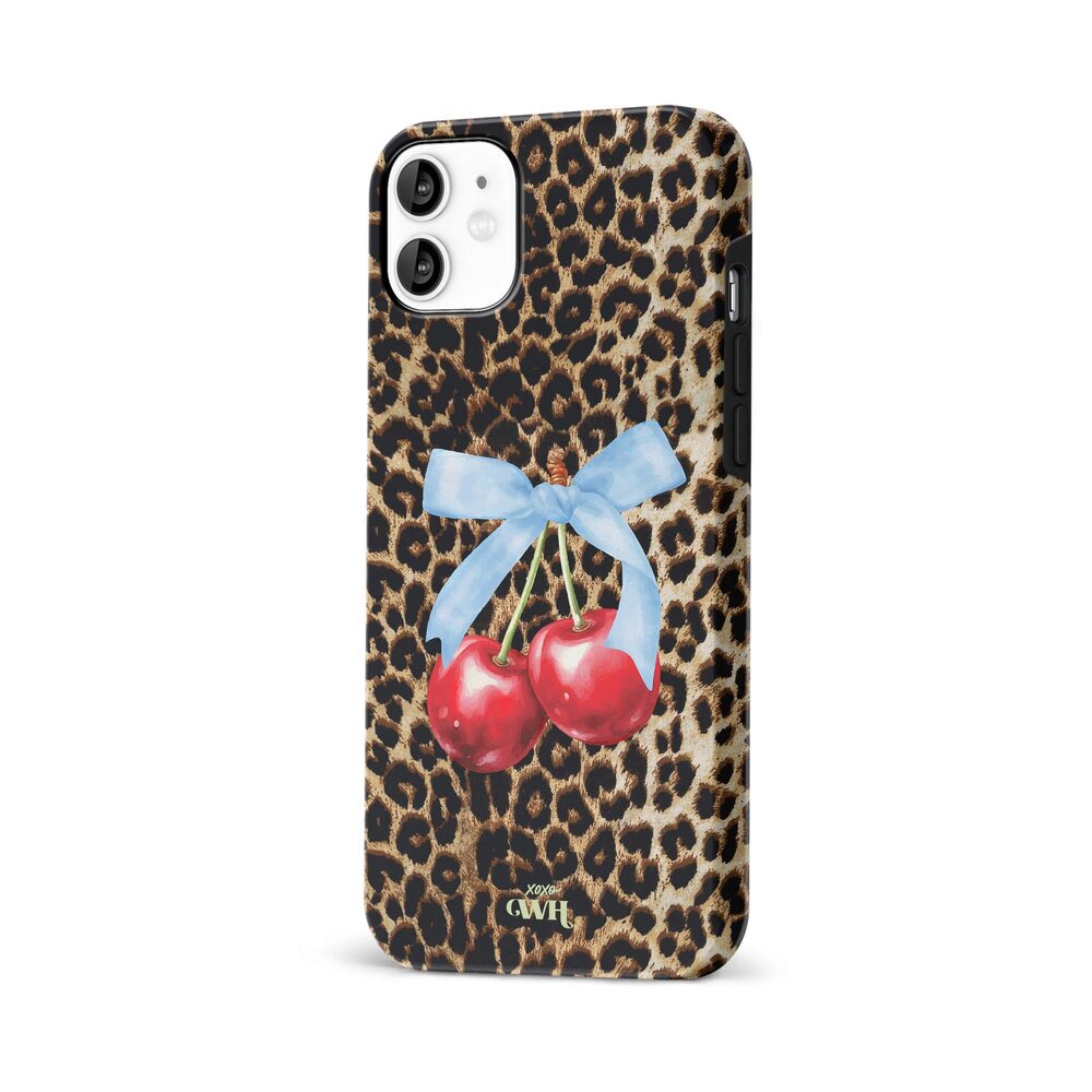 xoxo Wildhearts xoxo Wildhearts Cherry Wild - iPhone 12 hoesje xoxo Wildhearts xoxo Wildhearts Cherry Wild - iPhone 12 hoesje