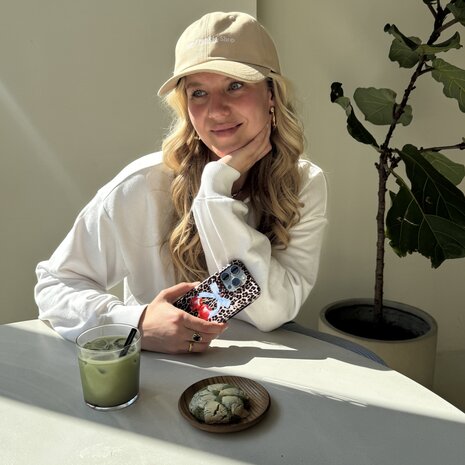 xoxo Wildhearts xoxo Wildhearts Cherry Wild - iPhone 13 Pro Max hoesje