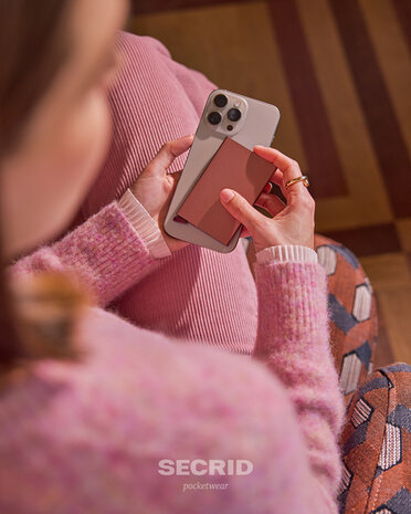 Secrid Secrid MagSafe cardprotector (roze) Secrid Secrid MagSafe cardprotector (roze)