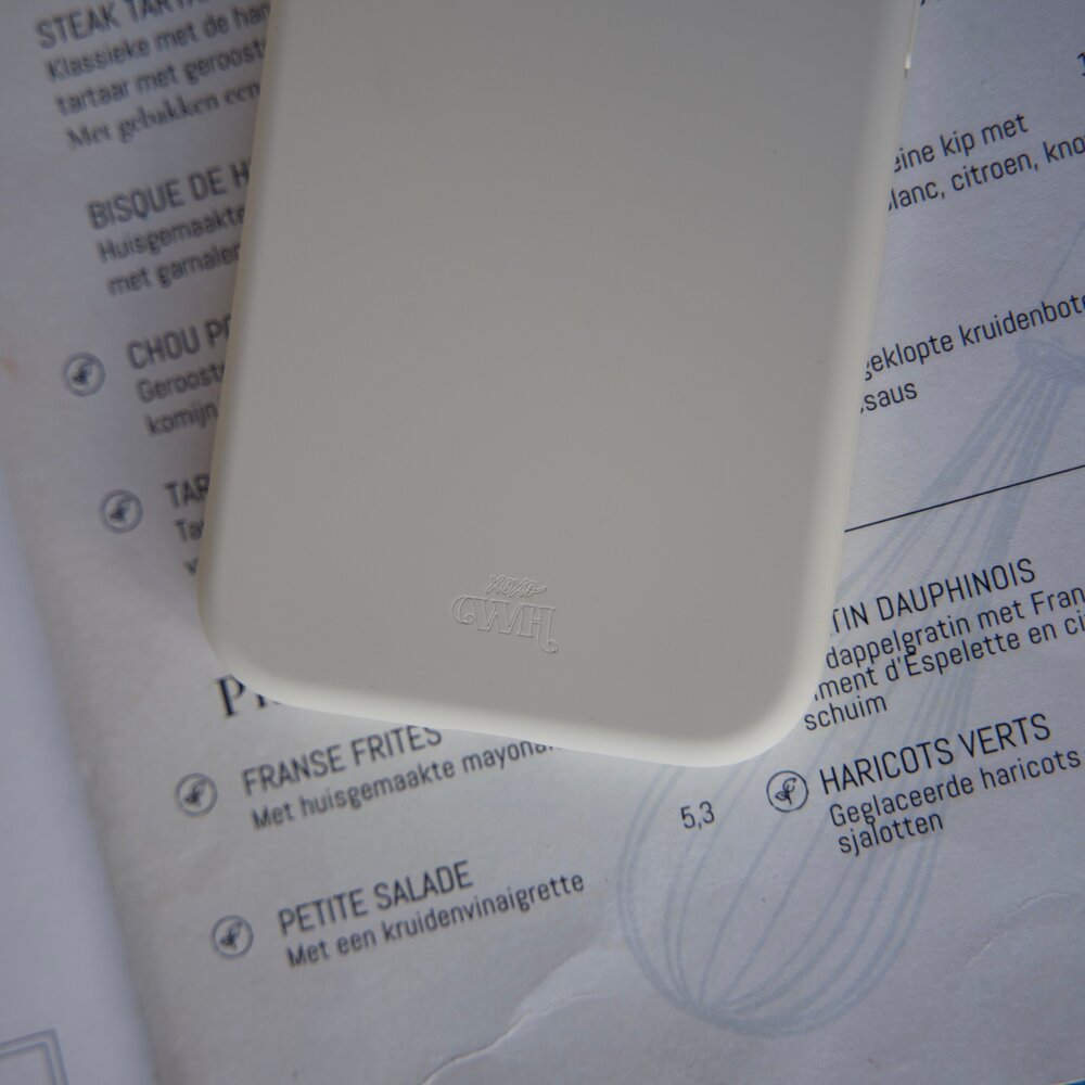 xoxo Wildhearts xoxo Wildhearts Shockproof silicone case - Beige - iPhone Air