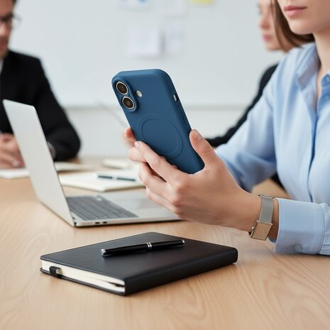 ShieldCase® ShieldCase iPhone 17 Siliconen MagSafe back cover (donkerblauw)