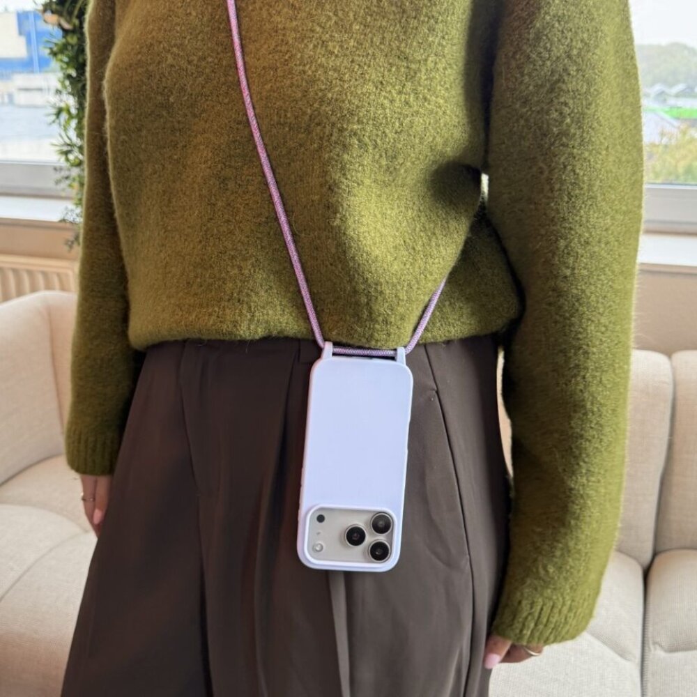 ShieldCase® ShieldCase iPhone 13 hoesje met telefoonkoord (paars) ShieldCase® ShieldCase iPhone 13 hoesje met telefoonkoord (paars)