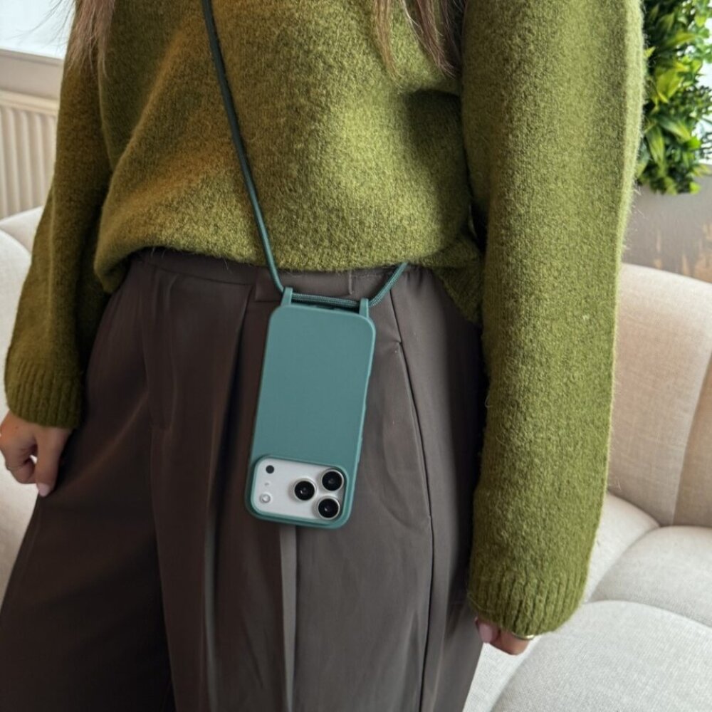 ShieldCase® ShieldCase iPhone 17 Pro hoesje met telefoonkoord (donkergroen) ShieldCase® ShieldCase iPhone 17 Pro hoesje met telefoonkoord (donkergroen)