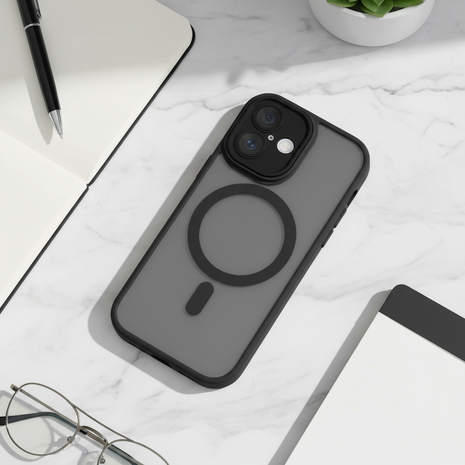 Coverzs Coverzs iPhone 17 matte MagSafe case met camera cover (zwart) Coverzs Coverzs iPhone 17 matte MagSafe case met camera cover (zwart)