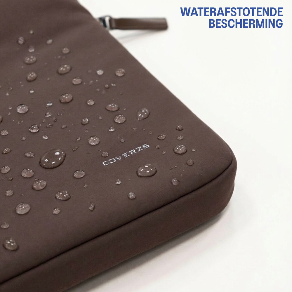 Coverzs Coverzs Luxe laptop sleeve met extra vak - 13 Inch (bordeaux)