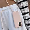 Coverzs Coverzs Silicone case met koord Samsung Galaxy S21 Plus (roze)