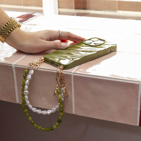 xoxo Wildhearts xoxo Wildhearts iPhone 15 Pro - Glaze Cord Case - Deep Olives & Pearls