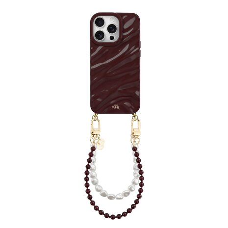 xoxo Wildhearts xoxo Wildhearts iPhone 15 Pro Max - Glaze Cord Case - Burgundy Muse & Pearls