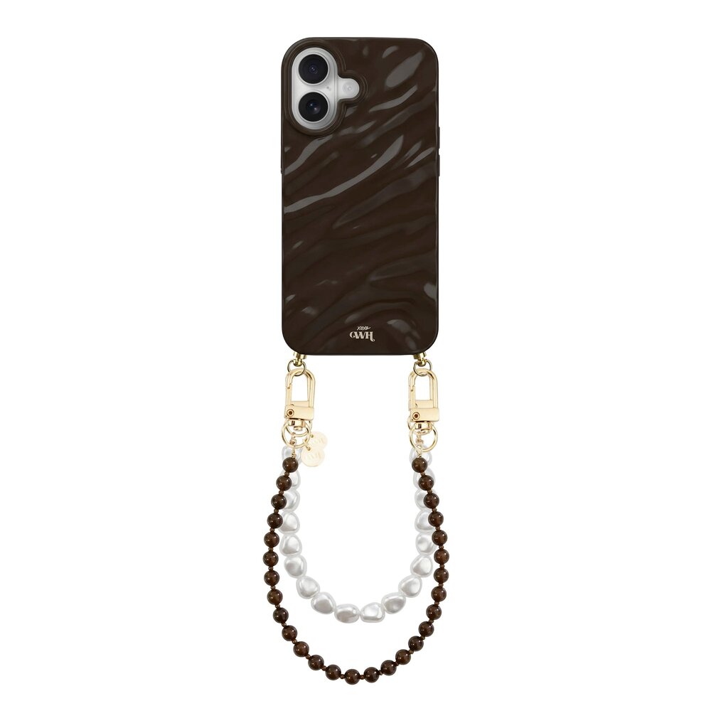 xoxo Wildhearts xoxo Wildhearts iPhone 16 - Glaze Cord Case - Brown Sugar & Pearls