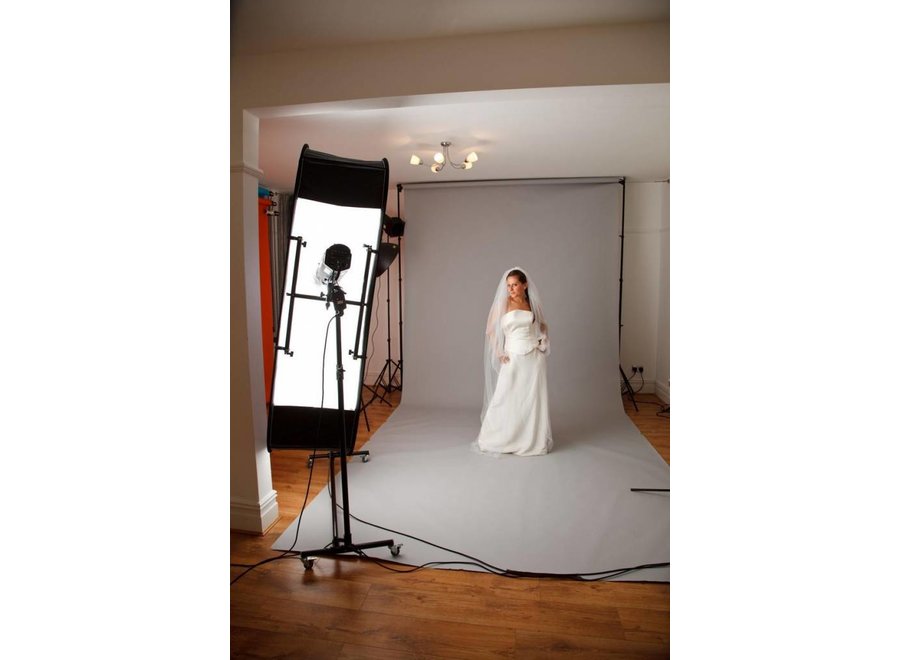 Lastolite Megalite adjustable stand +  wheels