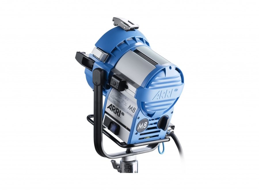 Arri M8 HMI light Blue/Silver 