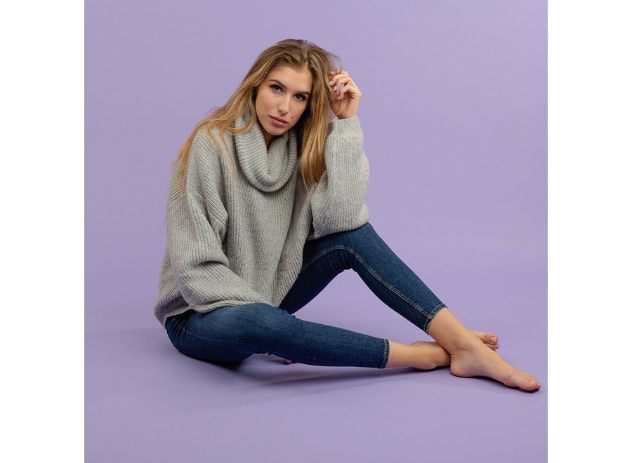 Savage Background Paper Roll 1.38 x 11m – Orchid #29 Purple Photography Backdrop for Studio & Video