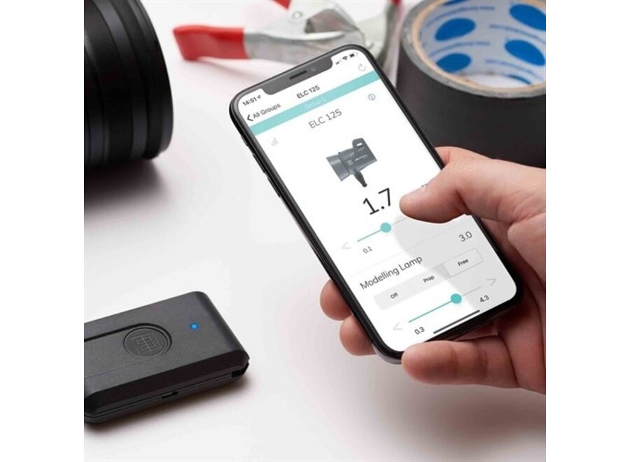 Elinchrom ELC 500 Studio Flash System + Reflector