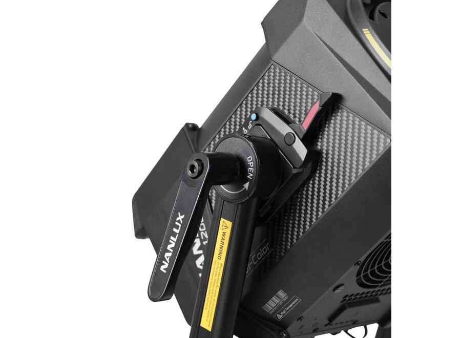 Evoke 1200 Bi-Color Spot Light + 45° Reflector