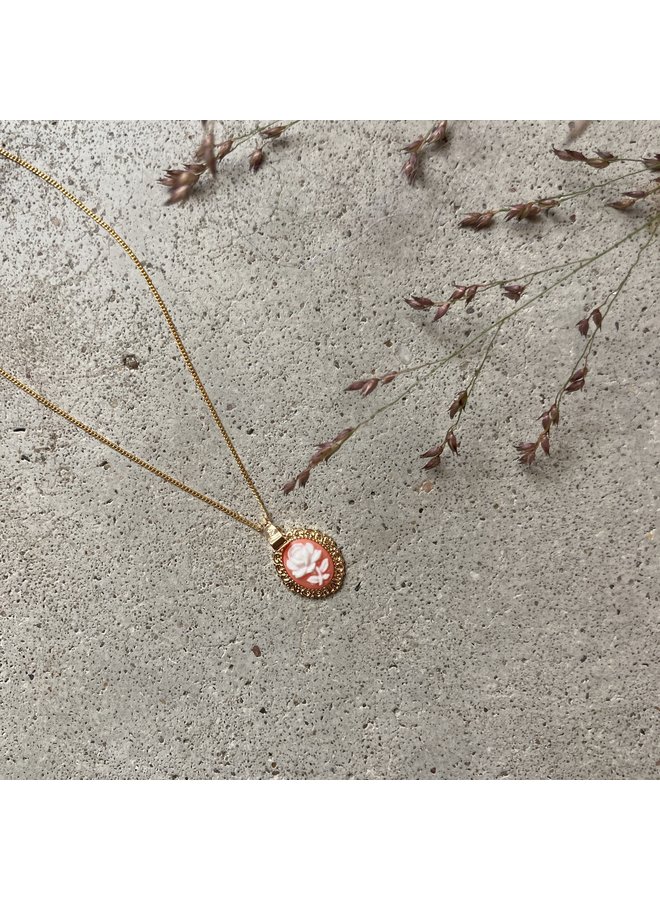 Ketting - Camee hanger in vintage roze met roos