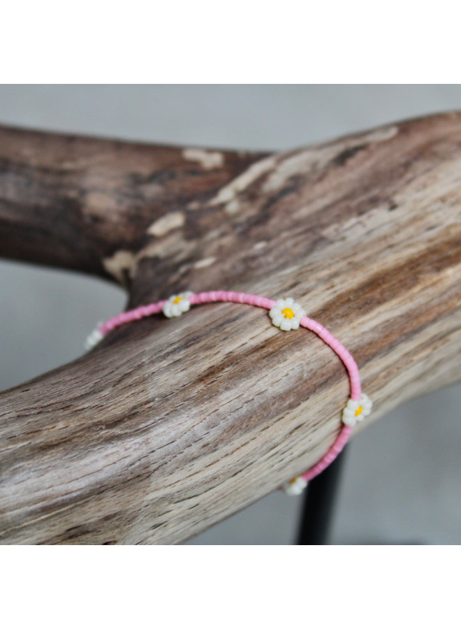 Armband - Roze kraaltjes met bloemetjes