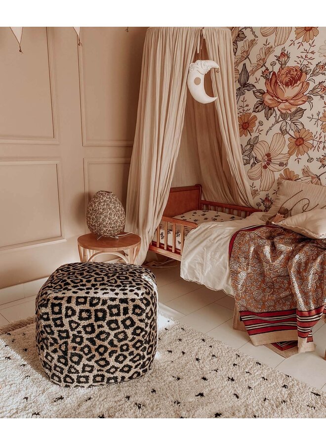 Leopard pouf small