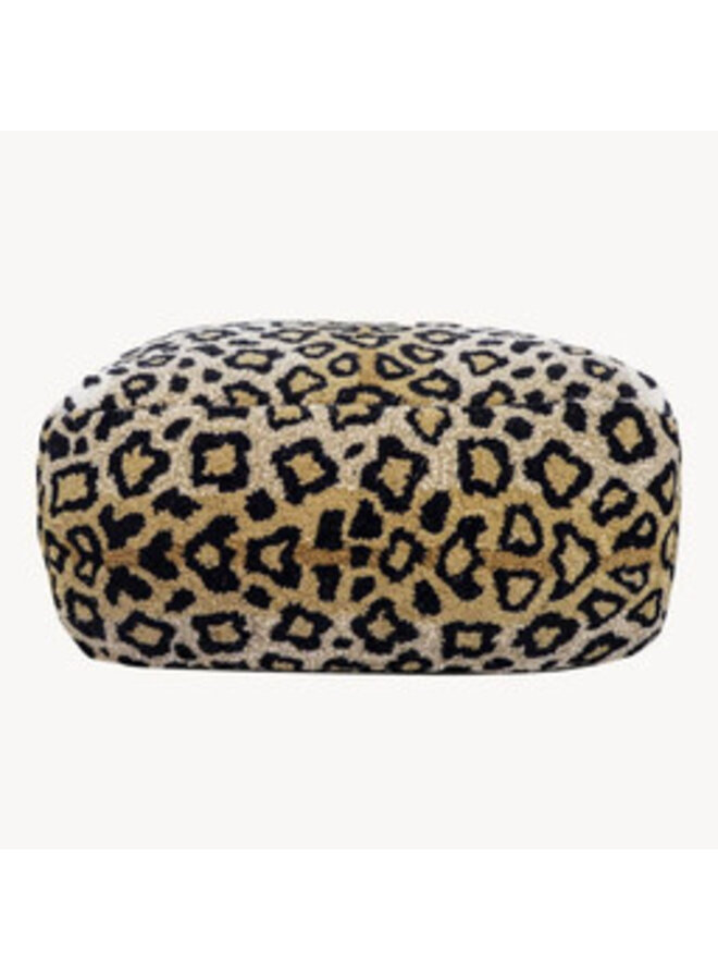 Leopard pouf