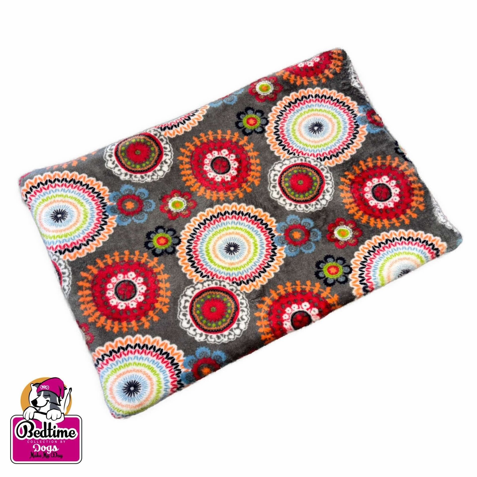 Dogs Make My Day hondenkussen mandala rood