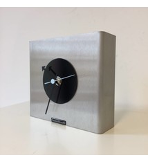 ChantalBrandO Tafelklok NIKE Design Black Circle