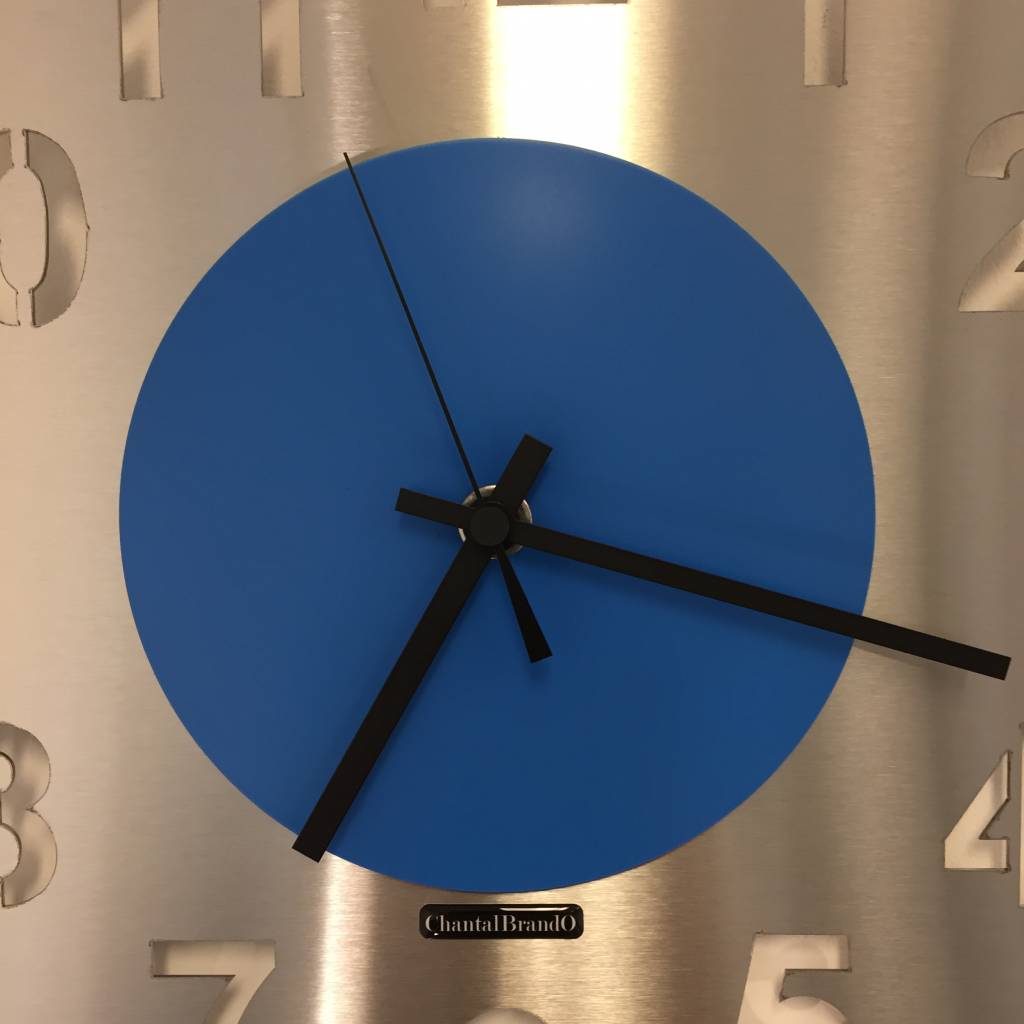 ChantalBrandO WANDKLOK JUNTE BLUE DESIGN