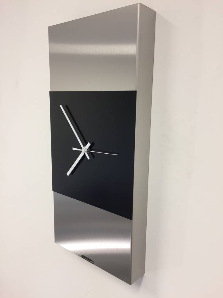 ChantalBrandO Wandklok Siberian Kathru Black