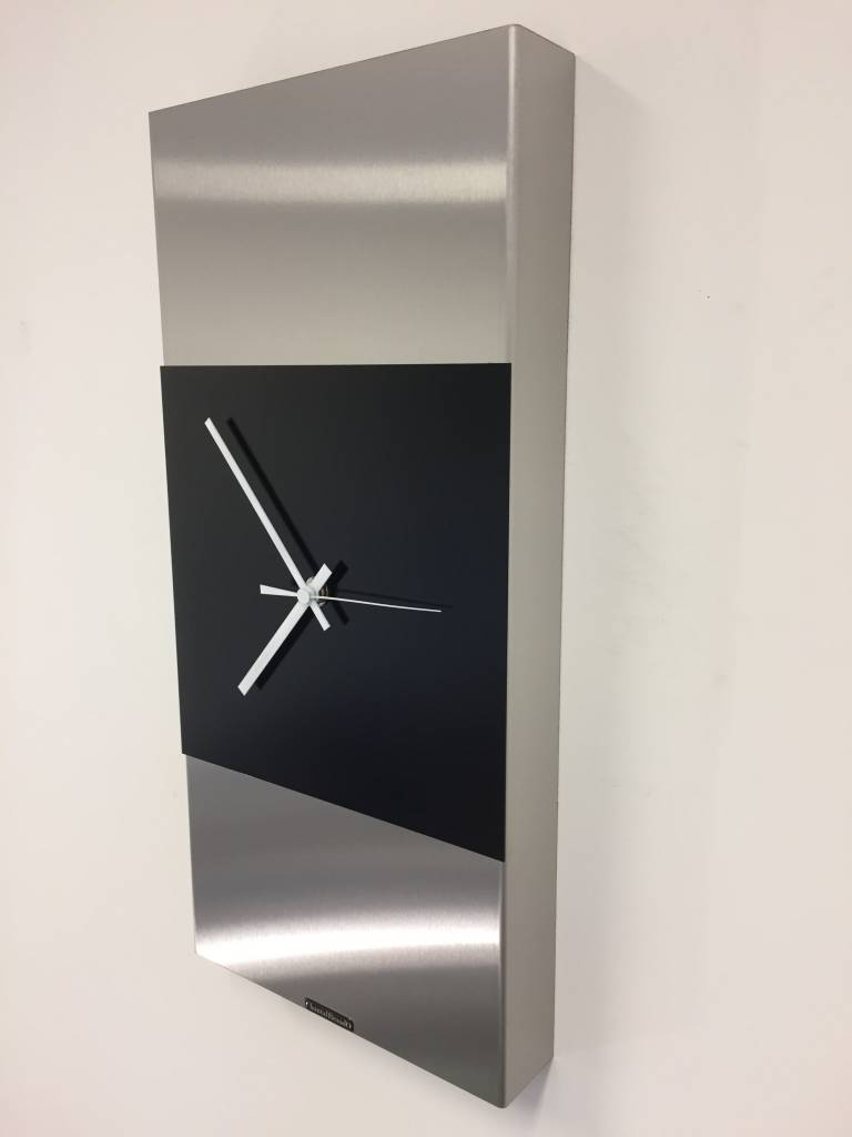 ChantalBrandO Wandklok Siberian Kathru Black