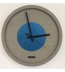 ChantalBrandO Wandklok Quinten Blue Hammer Modern Design