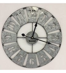 ChantalBrandO Wandklok in zink metaal design