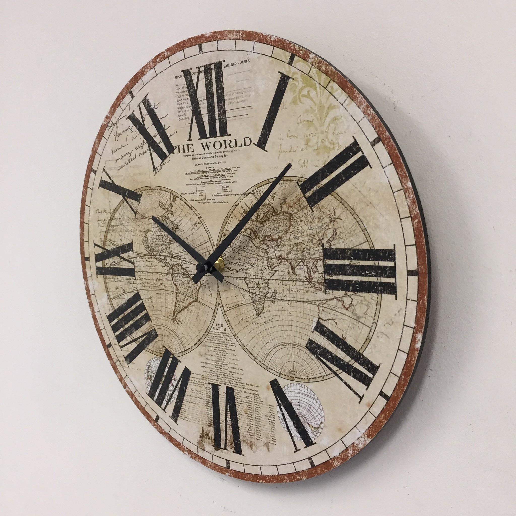 Wandklok wereld retro design