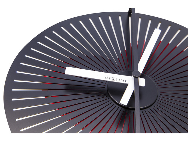NXT Wandklok  Coeur Rouge modern design
