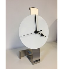 ChantalBrandO Tafelklok WHITE SPIRIT MODERN DUTCH DESIGN