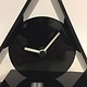 NiceTime TRIANGLE NOIR DESIGN TAFELKLOK