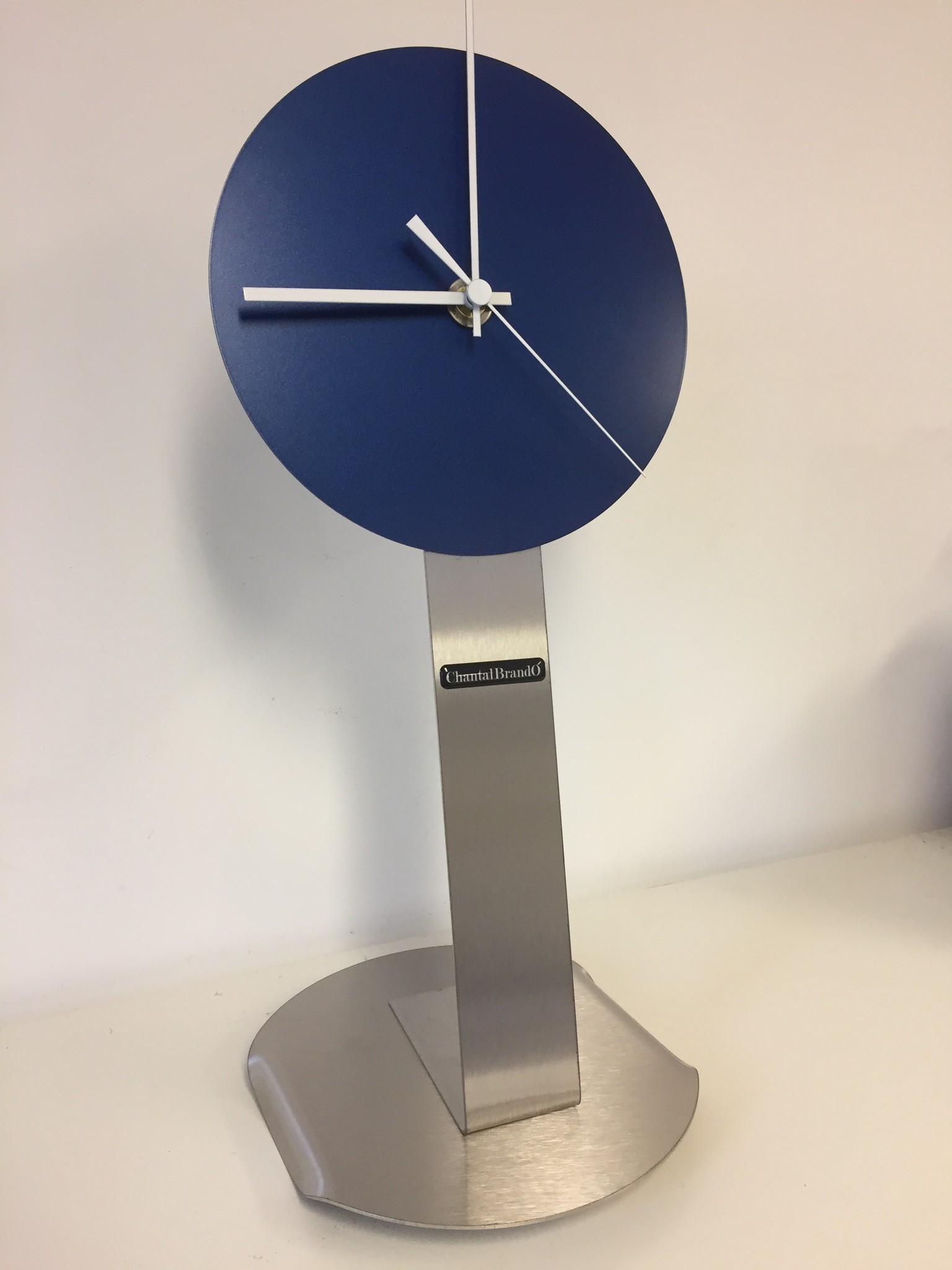 ChantalBrandO Tafelklok Rock around the Clock Modern Design