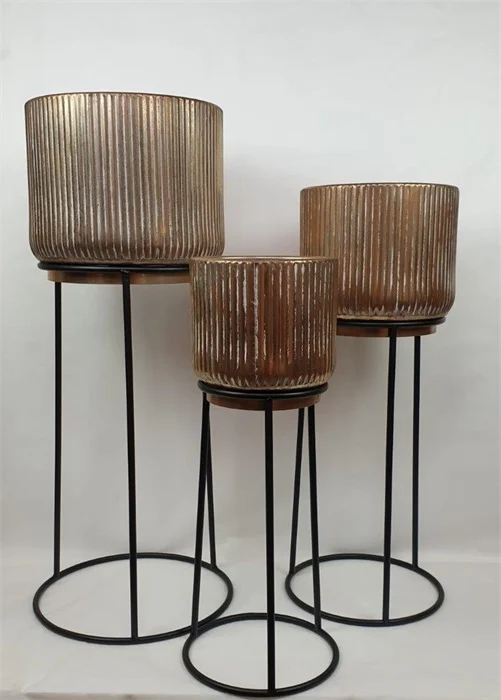 Set of 3 Copper Look Plantpots