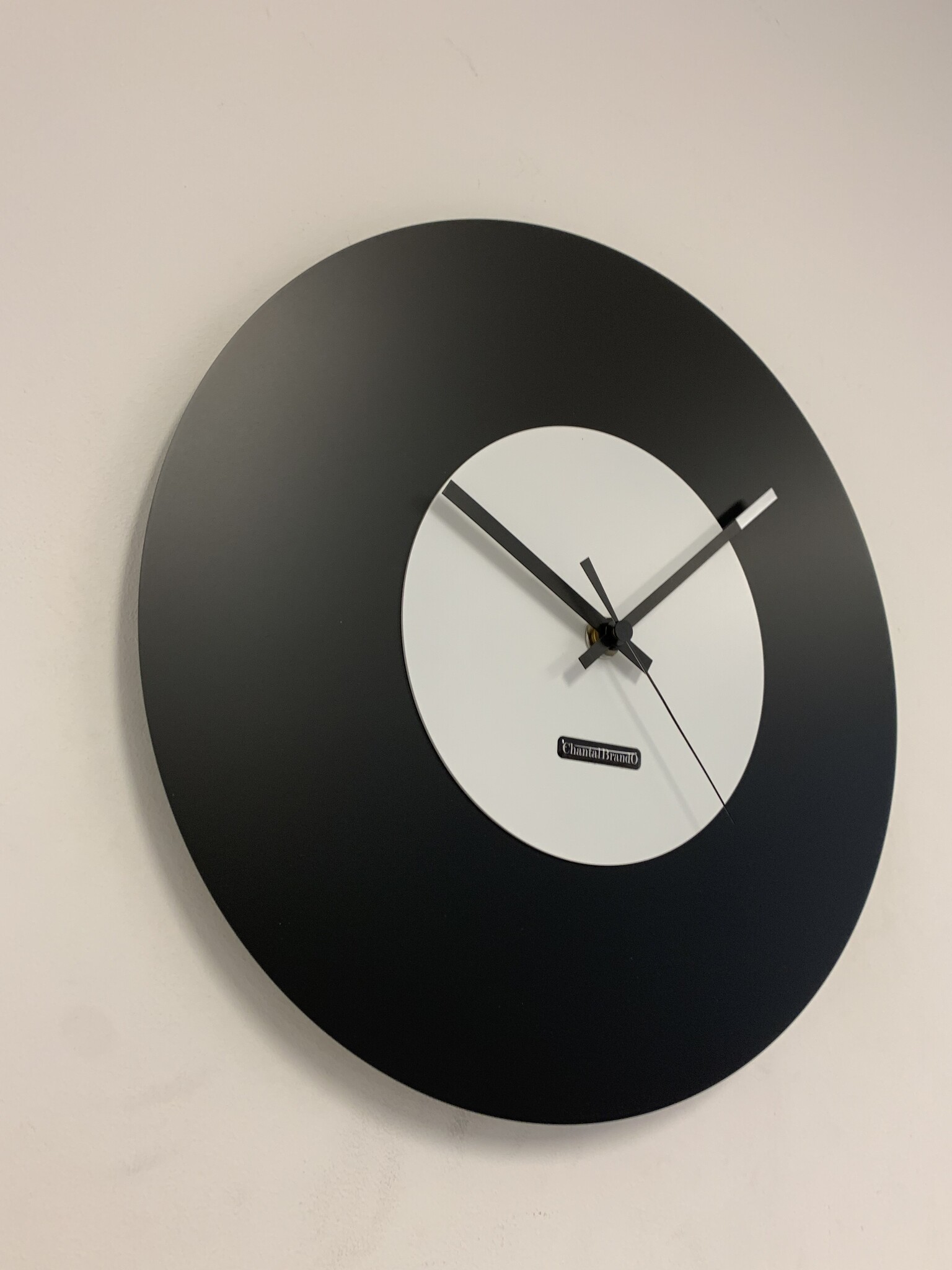 Wandklok ChantalBrandO MISTRAL BLACK & WHITE -- MODERN DESIGN --