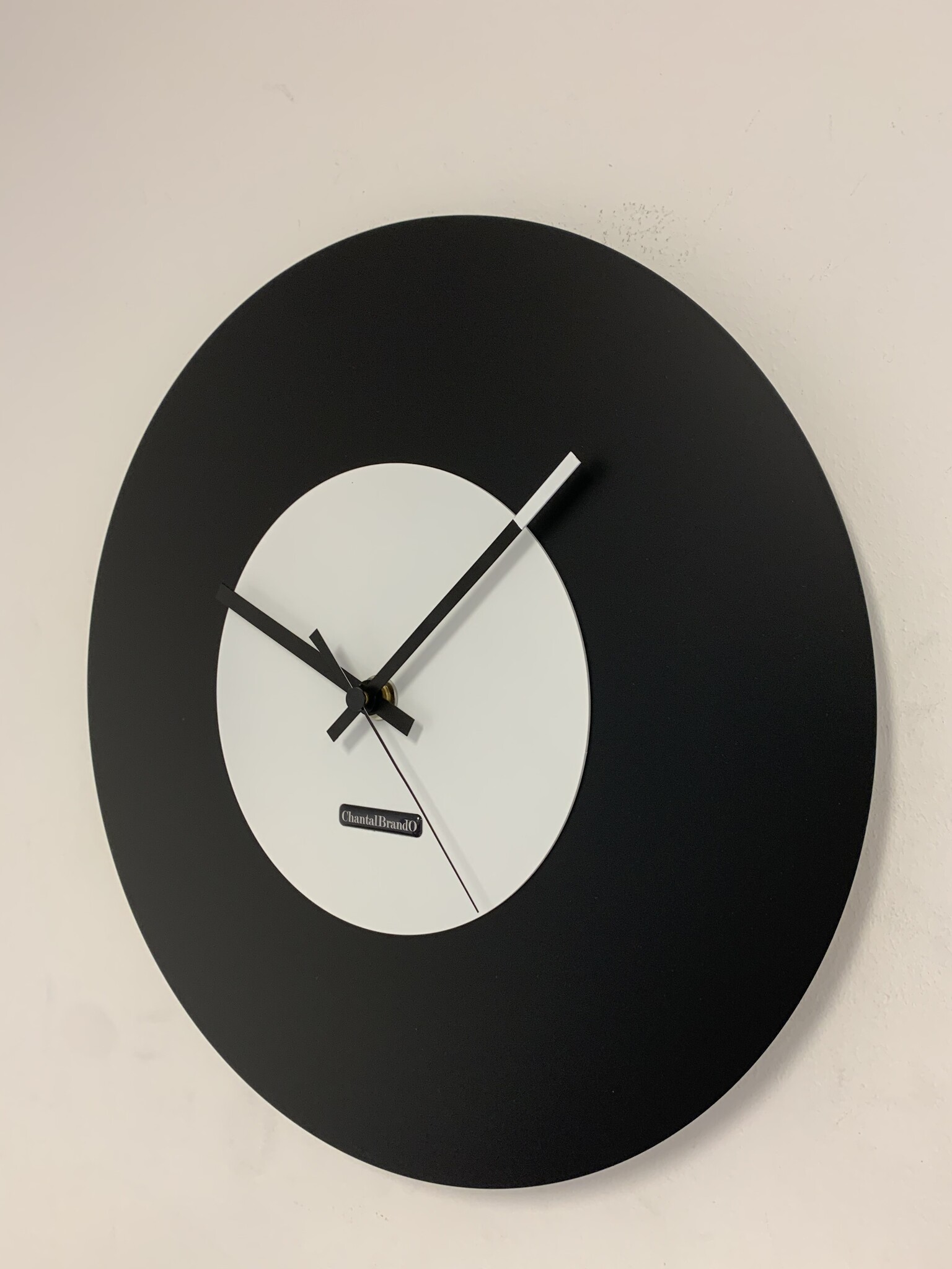 Wandklok ChantalBrandO MISTRAL BLACK & WHITE -- MODERN DESIGN --