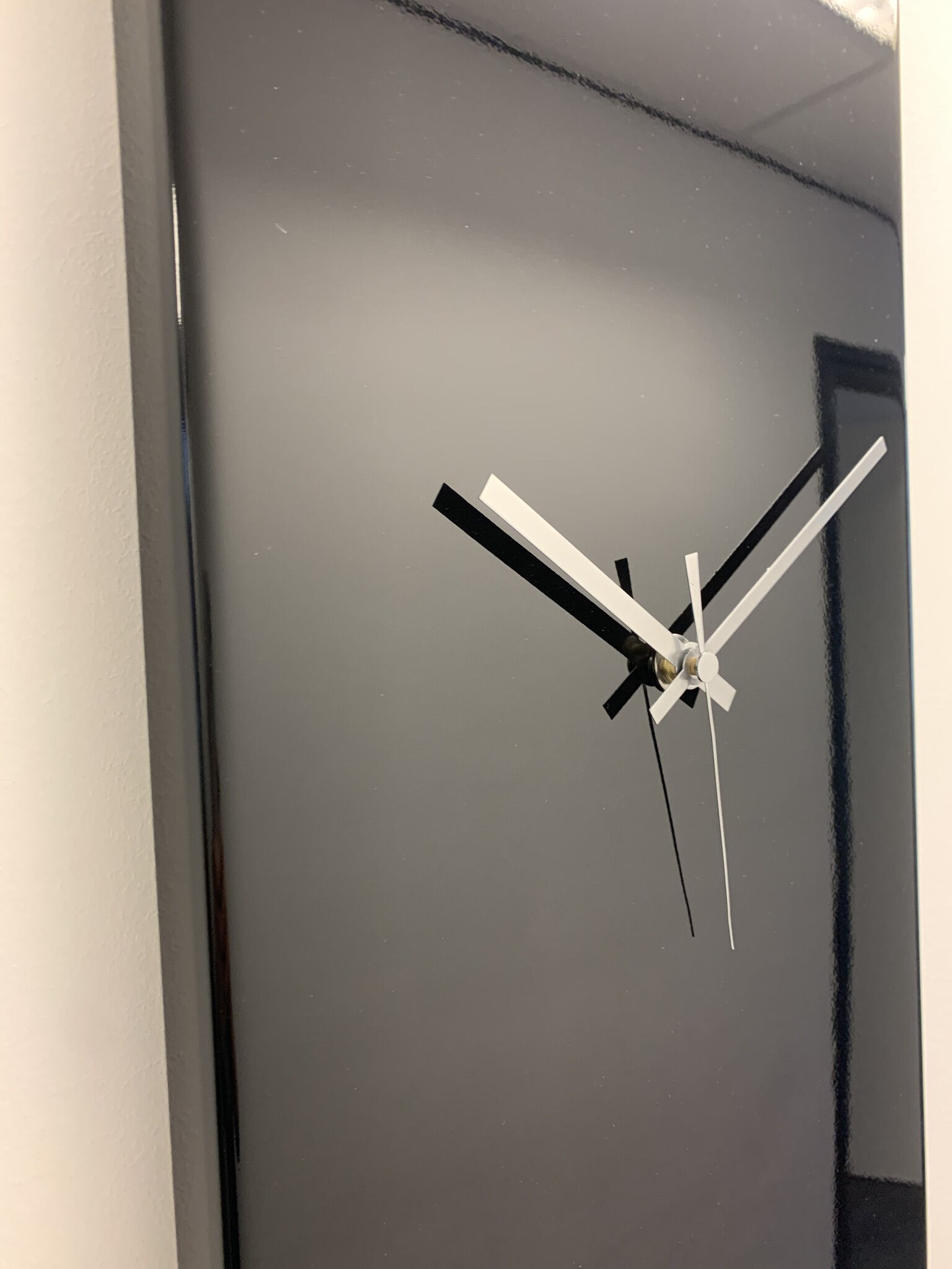 ChantalBrandO Wandklok TIVOLI BLACK == MODERN DESIGN ==