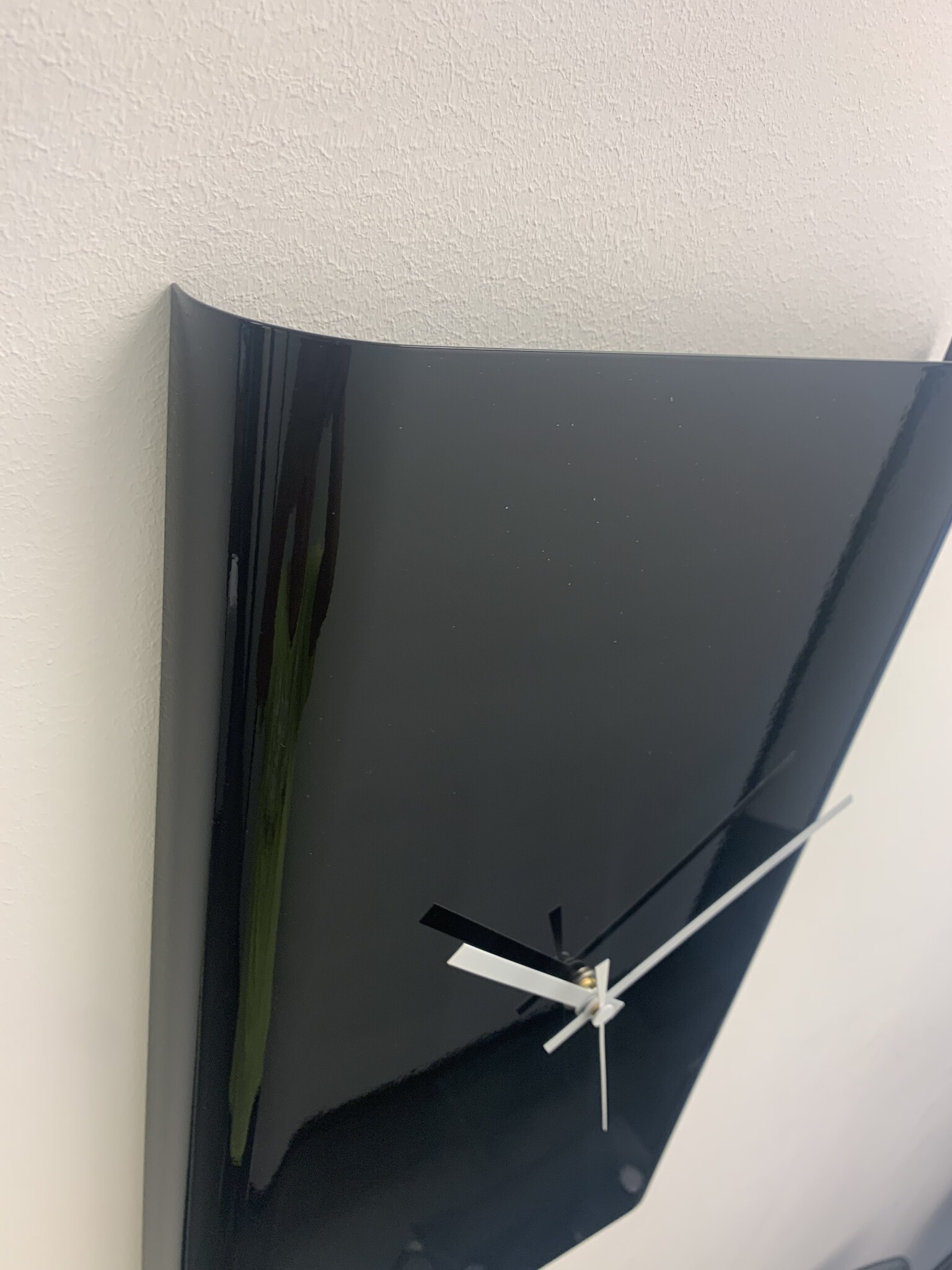 ChantalBrandO Wandklok CHANTALBRANDO -- SARAGOSSA BLACK -- MODERN DESIGN -- MADE IN HOLLAND