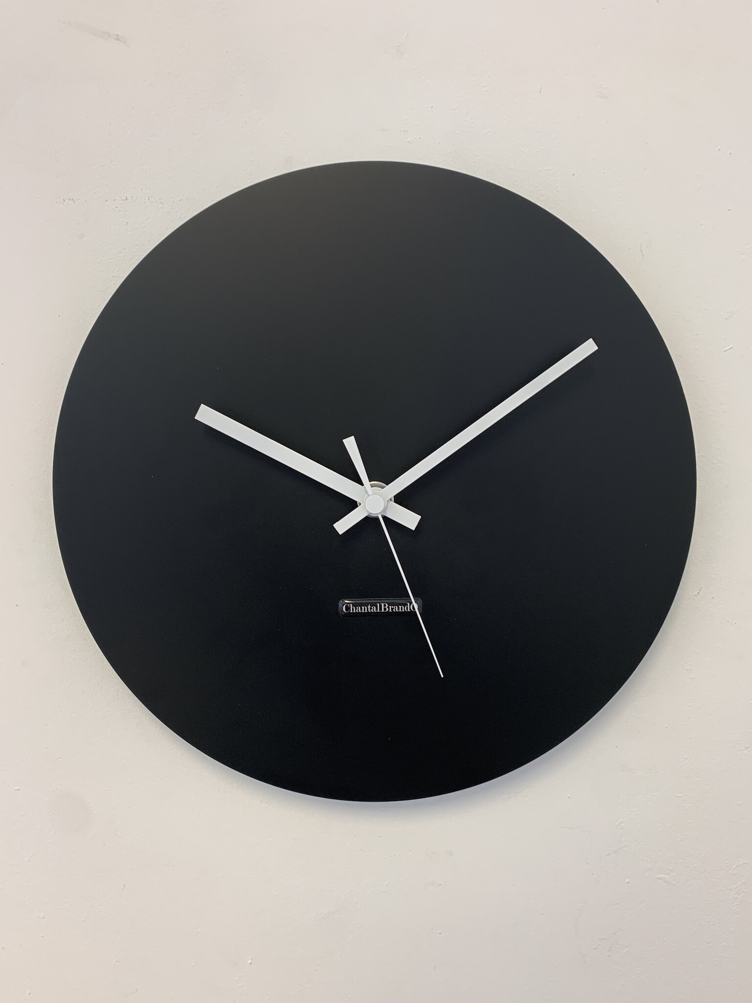 ChantalBrandO Wandklok CHANTALBRANDO -- ARGOS 34 BLACK - ZWART -- MODERN DESIGN -- MADE IN HOLLAND