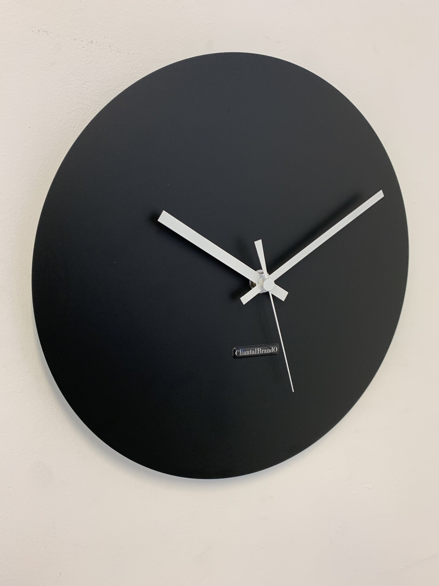 ChantalBrandO Wandklok CHANTALBRANDO -- ARGOS 34 BLACK - ZWART -- MODERN DESIGN -- MADE IN HOLLAND