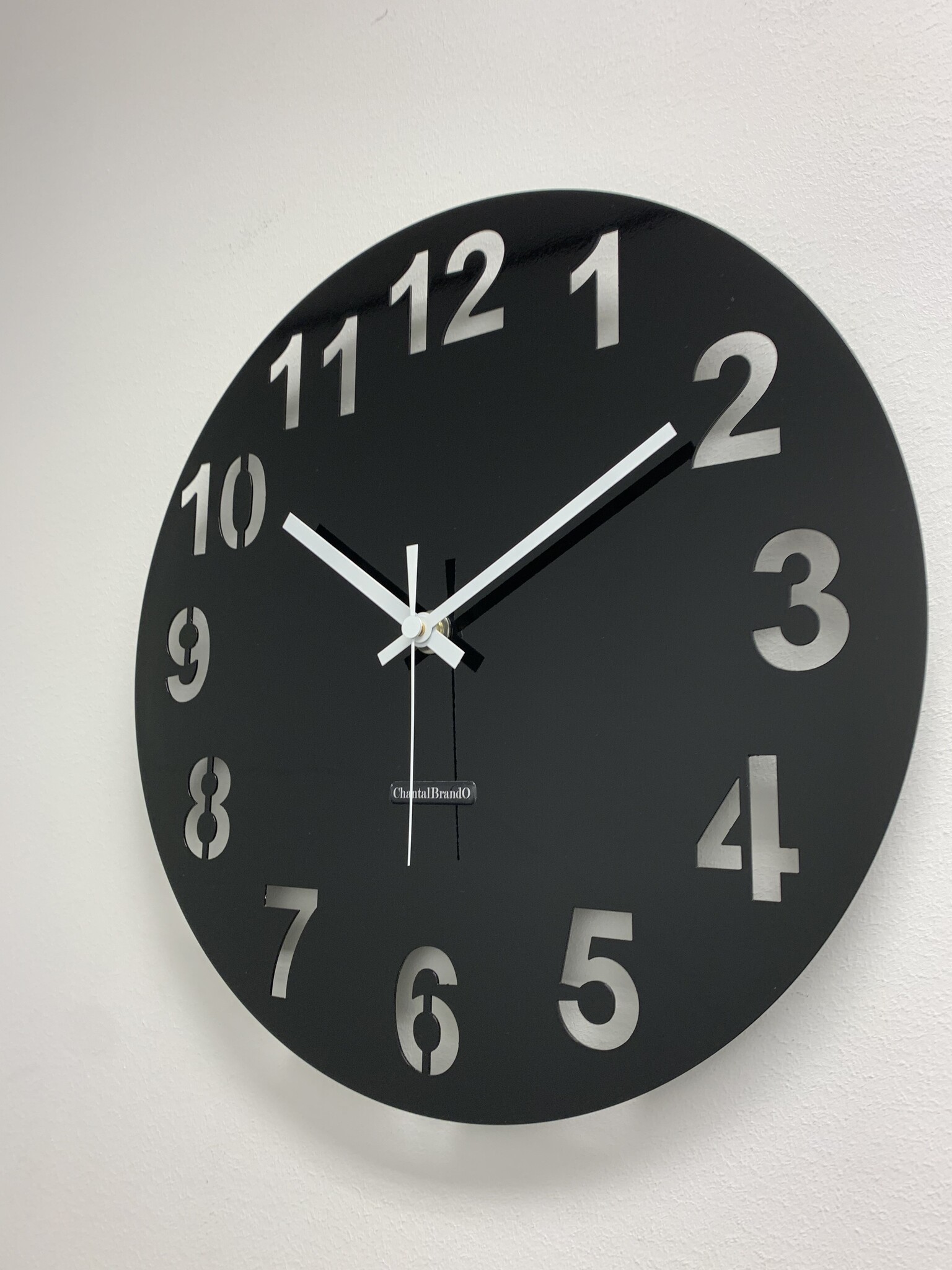 ChantalBrandO Wandklok CHANTALBRANDO -- BLACK -- TWILIGHT ZONE 40 -- MODERN DESIGN --