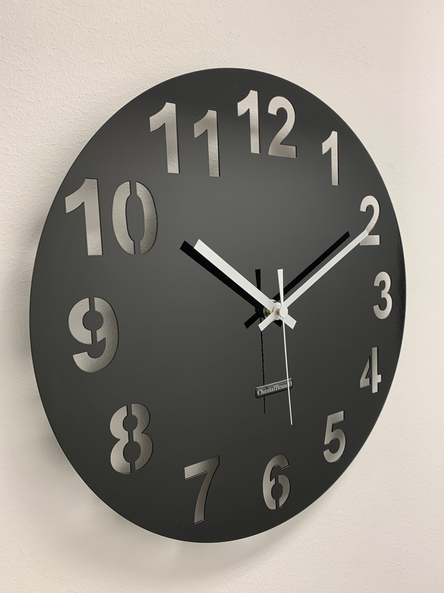ChantalBrandO Wandklok CHANTALBRANDO -- BLACK -- TWILIGHT ZONE 40 -- MODERN DESIGN --