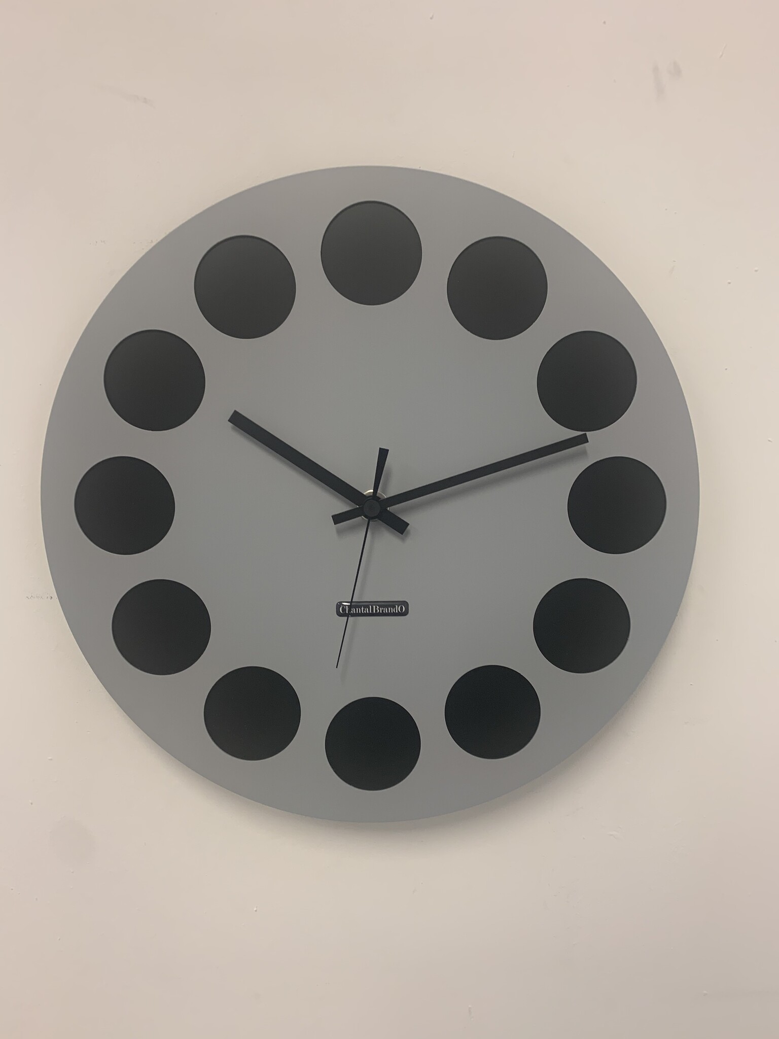 Wandklok CHANTALBRANDO -- GREY & BLACK GT - TORNADO 40 -- MODERN DESIGN --