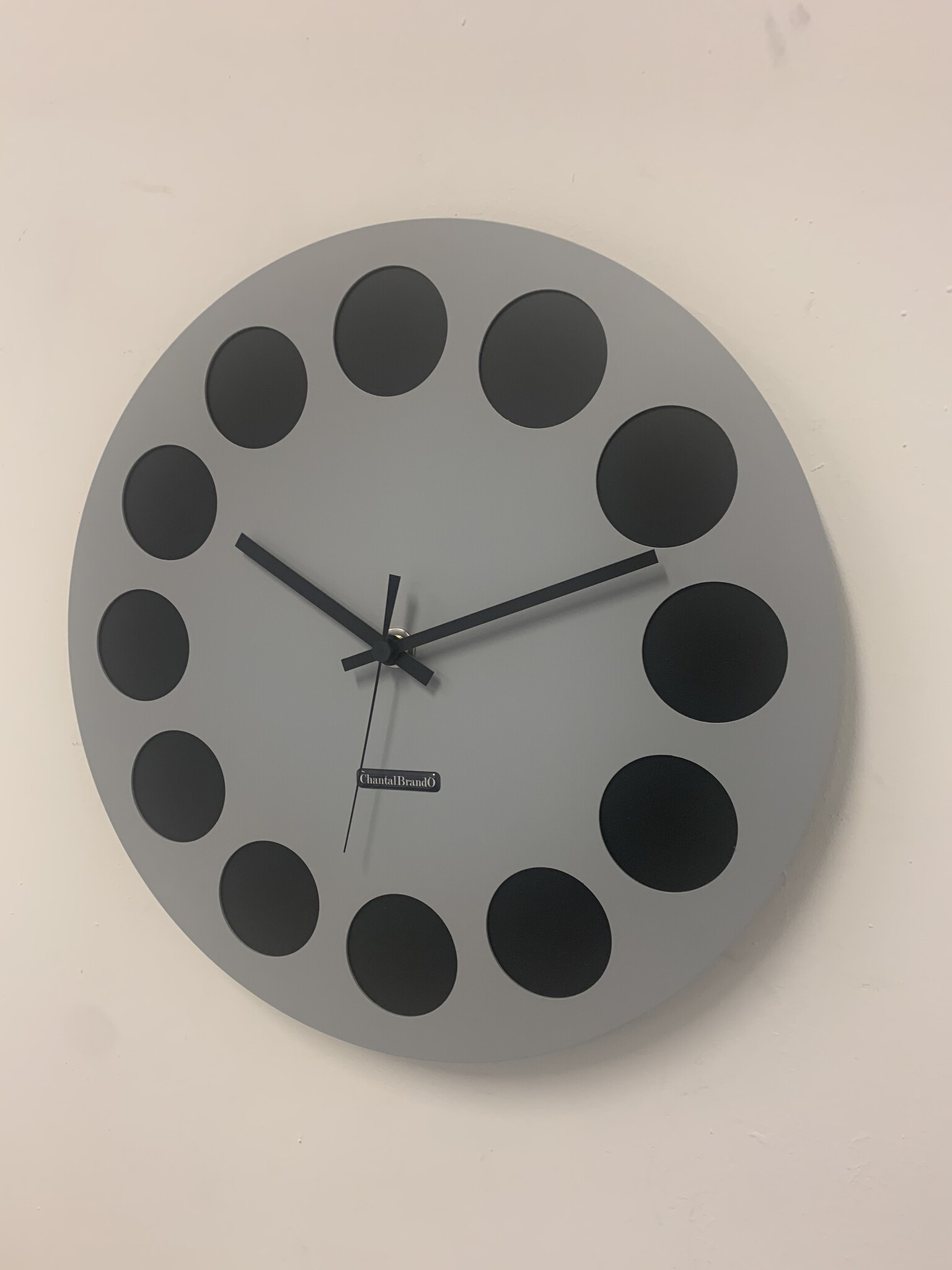 Wandklok CHANTALBRANDO -- GREY & BLACK GT - TORNADO 40 -- MODERN DESIGN --