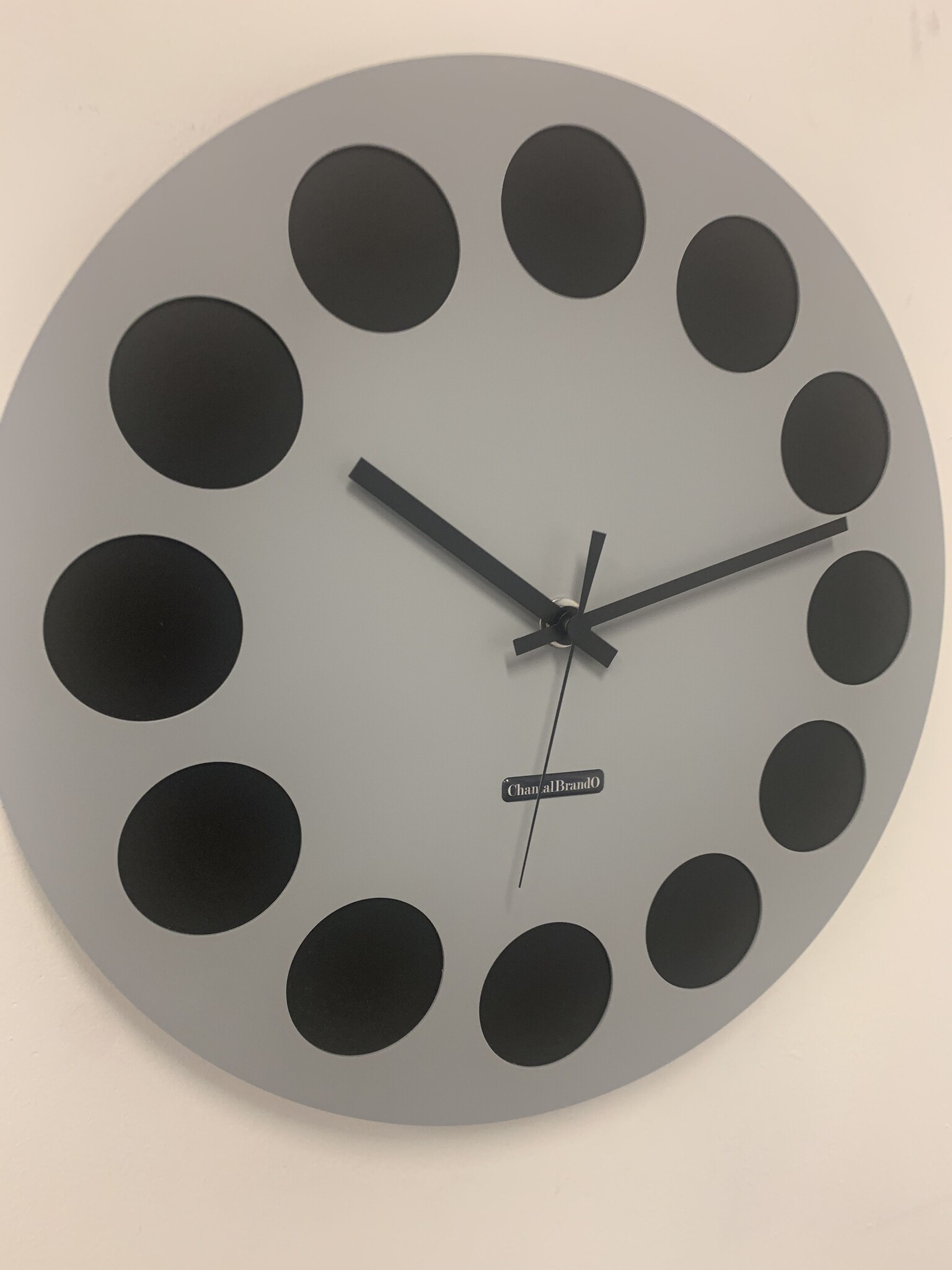 Wandklok CHANTALBRANDO -- GREY & BLACK GT - TORNADO 40 -- MODERN DESIGN --