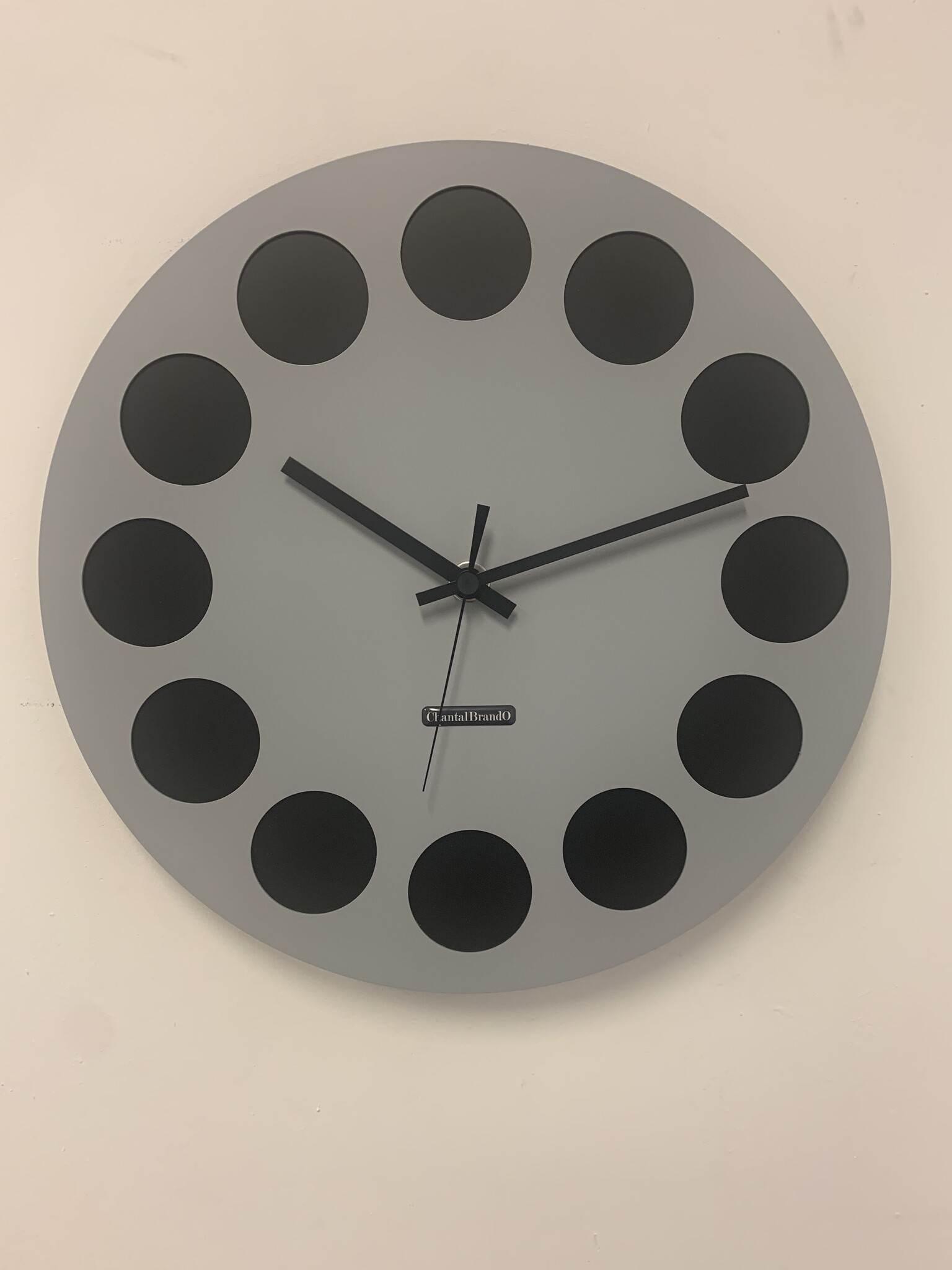 Wandklok CHANTALBRANDO -- GREY & BLACK GT - TORNADO 40 -- MODERN DESIGN --