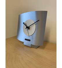 ChantalBrandO CHANTALBRANDO -- TAFELKLOK SORRENTO -- MODERN DESIGN -- MADE IN HOLLAND --