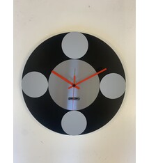 Wandklok ChantalBrandO ROTONDA modern design